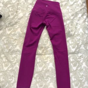 Lululemon Wunder Under, Size 2